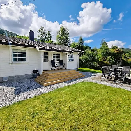 Holiday home 4 Person In Utvik-by Traum *