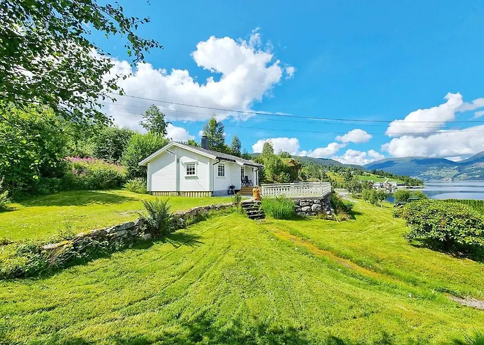 4 Person In Utvik-by Traum Vakantiehuis *