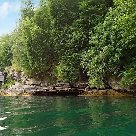 4 Person In Utvik-by Traum 度假居